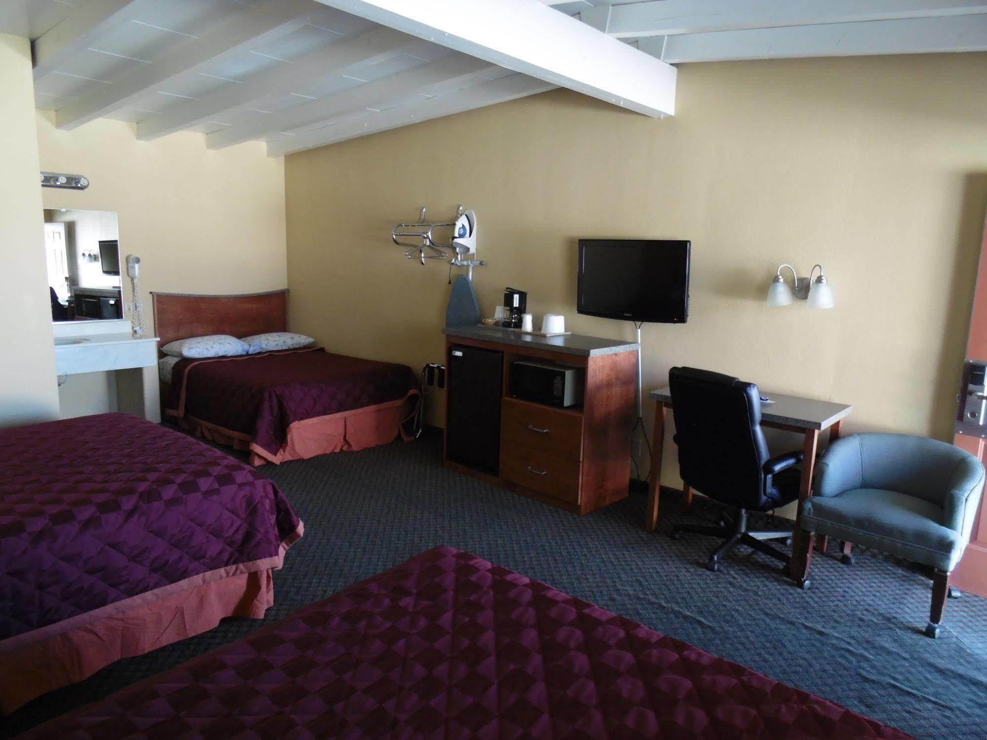 Trails Motel Lone Pine Kültér fotó